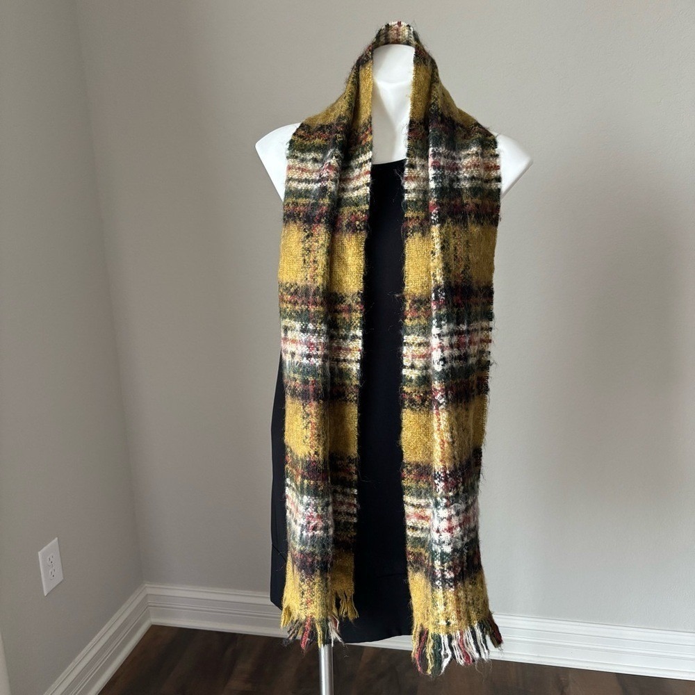 Guillaume de Mons Paris Mohair Blend Mustard Yellow Fall Fringe Women's Scarf‎